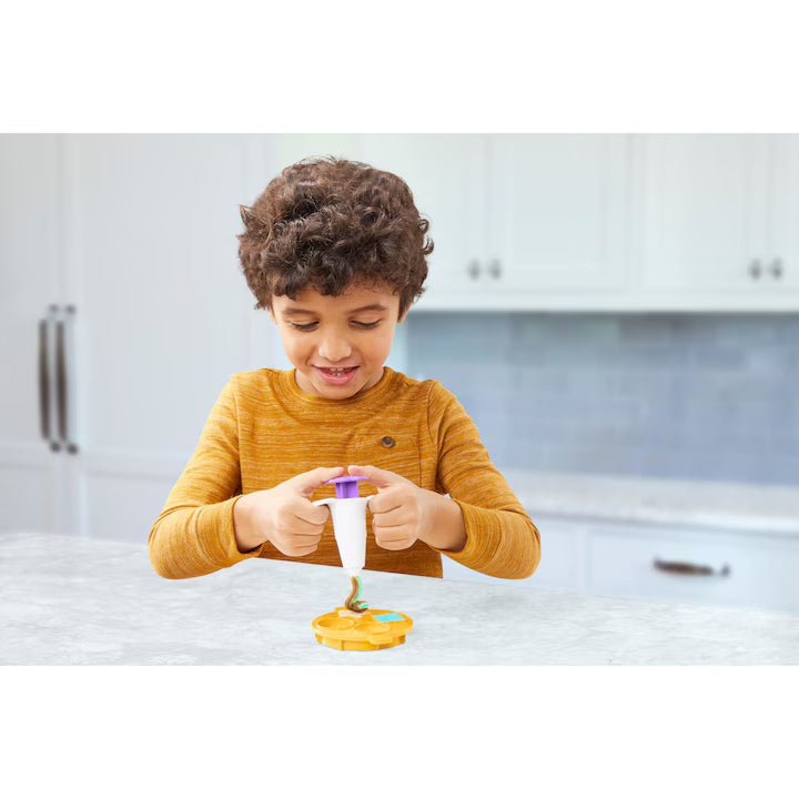 Set Play-Doh Kitchen Creations - Mixerul magic
